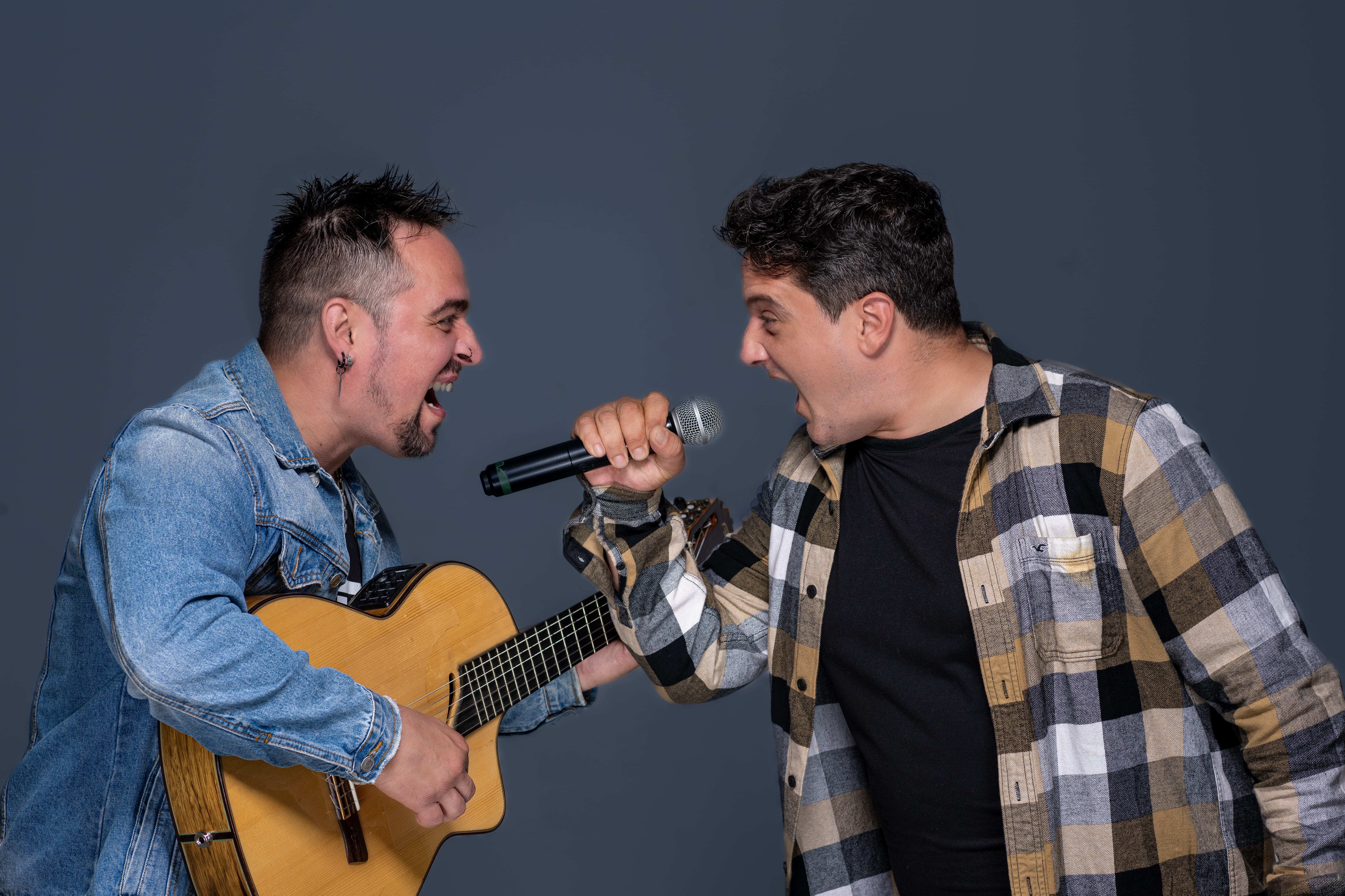 CACHO A CACHO (TRIBUTO A ESTOPA)738