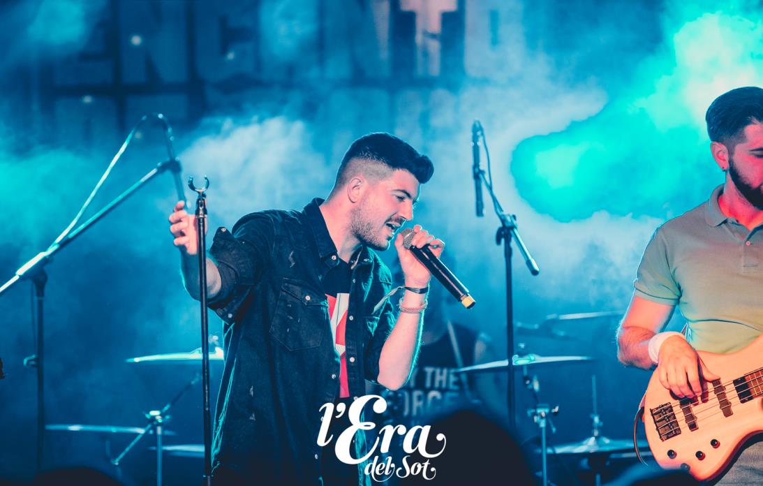 ENCANTO DE LOCO (TRIBUTO A EL CANTO DEL LOCO)744