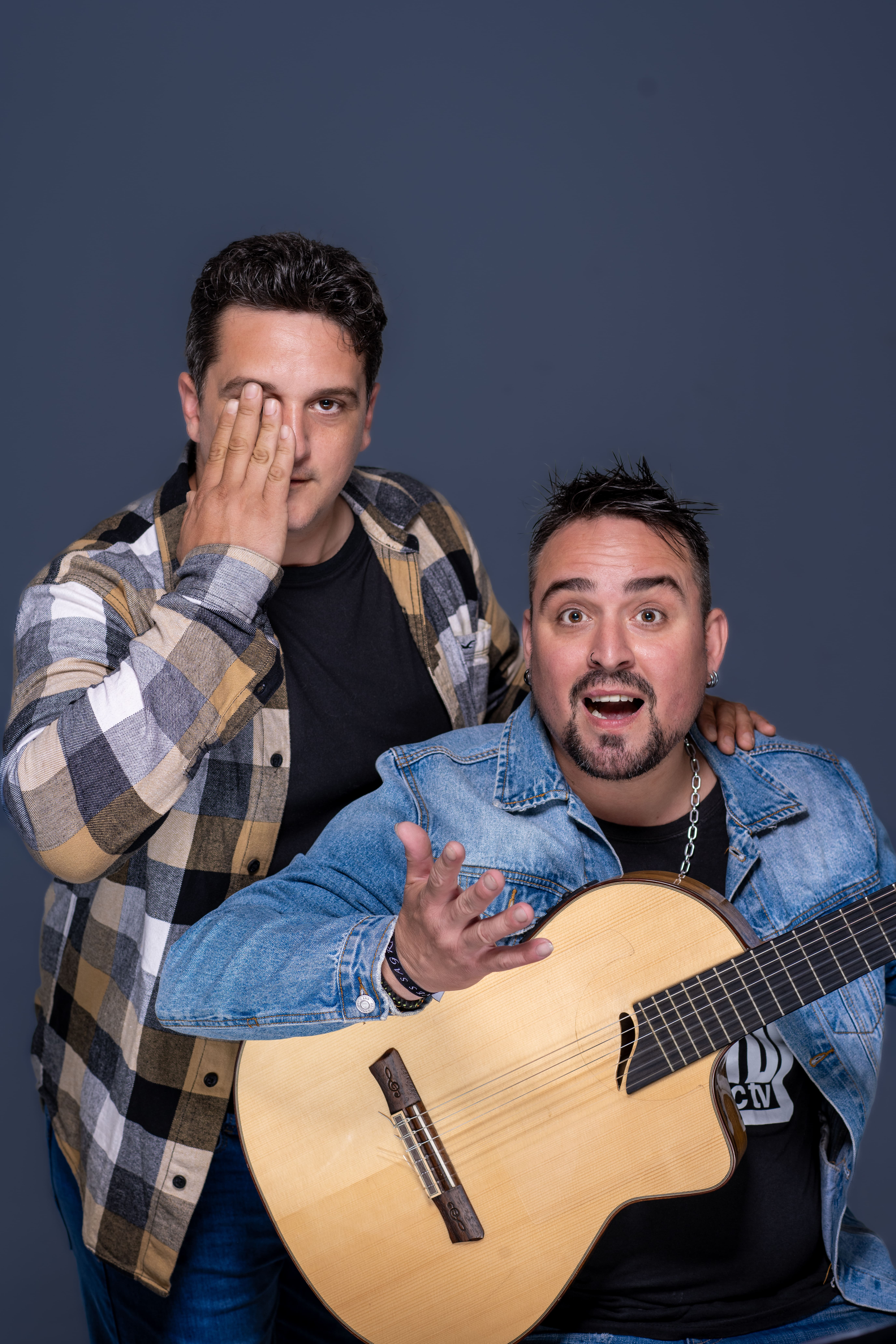 CACHO A CACHO (TRIBUTO A ESTOPA)739